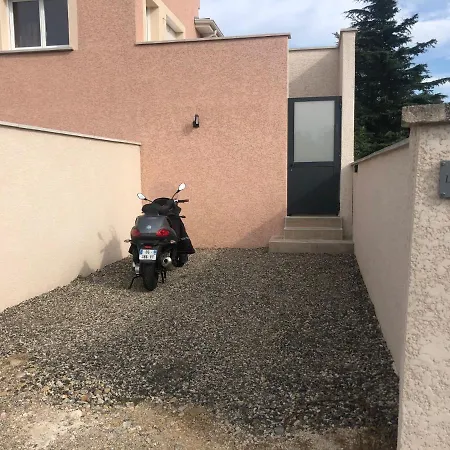 La Parenthese Balneo T2 Cosy De 40M² Avec Terrasse Apartment Ternay  Exterior photo