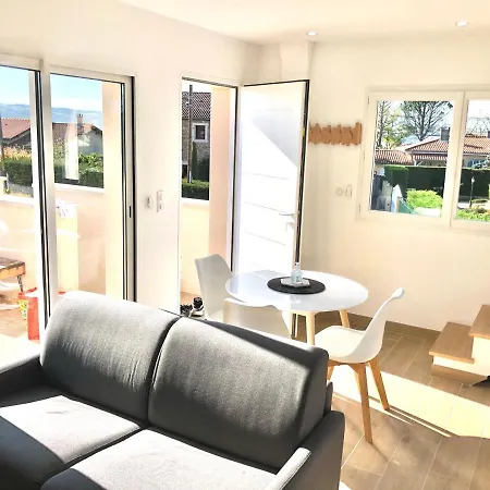 La Parenthese Balneo T2 Cosy De 40M² Avec Terrasse Apartment Ternay  Exterior photo