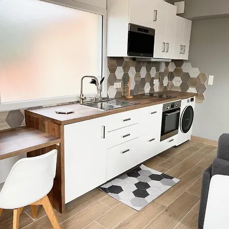 La Parenthese Balneo T2 Cosy De 40M² Avec Terrasse Apartment Ternay  Exterior photo